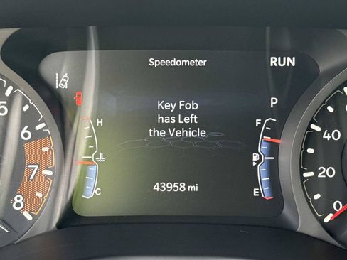 Used 2023 Jeep Compass Sport AWD/4WD image 35