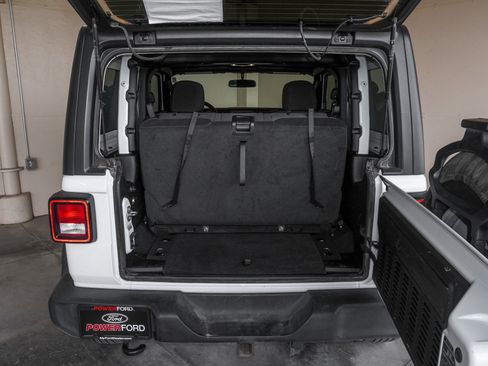 Used 2022 Jeep Wrangler Sport S image 38