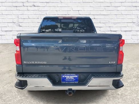 Used 2020 Chevrolet Silverado 1500 LTZ w/ LTZ Premium Package image 3