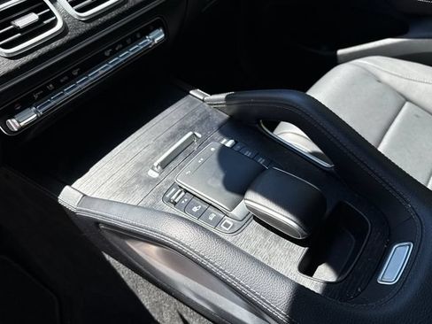 Used 2025 Mercedes-Benz GLE 450e 4MATIC image 20