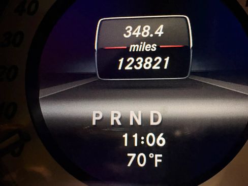 Used 2013 Mercedes-Benz C 300 4MATIC Sedan image 22