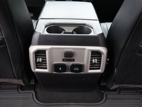 Used 2019 Ford F350 Lariat w/ Lariat Ultimate Package AWD/4WD image 28