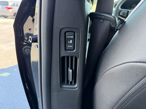 New 2026 Honda Odyssey Touring image 14