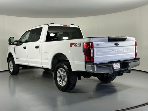 Used 2021 Ford F250 XLT w/ FX4 Off-Road Package AWD/4WD image 5