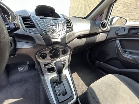 Used 2019 Ford Fiesta SE FWD image 11