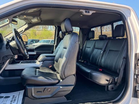 Used 2021 Ford F350 Lariat w/ Chrome Package AWD/4WD image 23