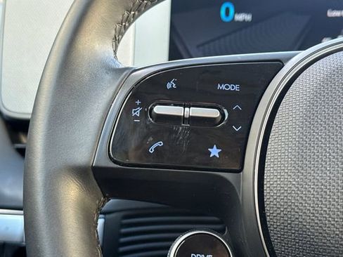 Used 2024 Hyundai Ioniq 5 SE image 35