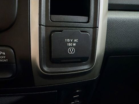 Used 2016 RAM 1500 Lone Star image 33