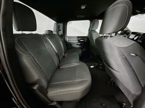 Used 2025 RAM 2500 Big Horn AWD/4WD image 25