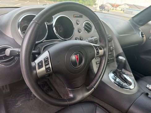 Used 2007 Pontiac Solstice GXP w/ Premium Package RWD image 11