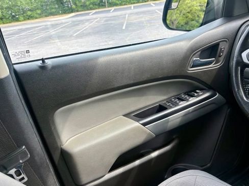 Used 2015 Chevrolet Colorado LT w/ LT Convenience Package RWD image 22