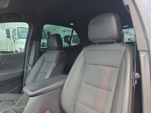 Used 2022 Chevrolet Equinox RS w/ Infotainment Package image 25