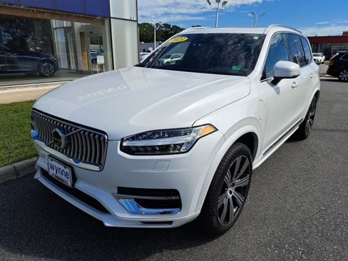 Used 2023 Volvo XC90 T8 Core w/ Protection Package Premier image 2