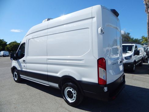 Used 2021 Ford Transit 250 148 High Roof w/ Load Area Protection Package RWD image 6