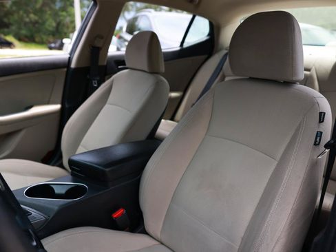 Used 2015 Kia Optima LX w/ Paint Protection Film Package FWD image 6