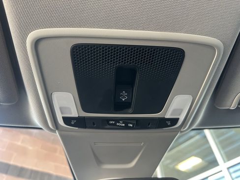 Used 2024 Honda Civic EX-L image 25
