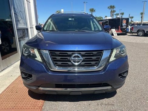 Used 2017 Nissan Pathfinder S image 13