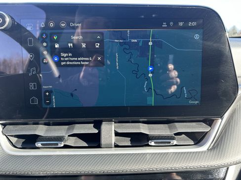 Used 2025 Chevrolet Equinox LT w/ Convenience Package II image 18