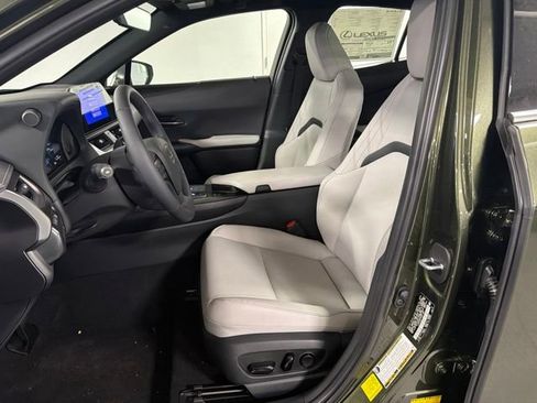 New 2026 Lexus UX 300h AWD image 9
