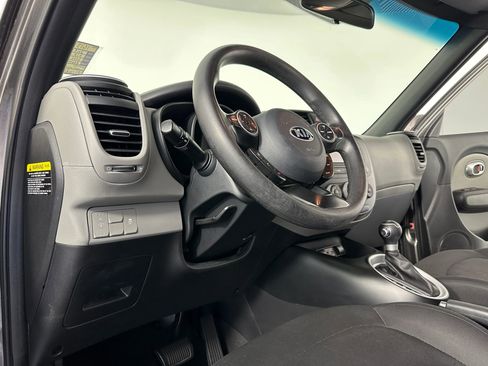 Used 2019 Kia Soul EV image 32