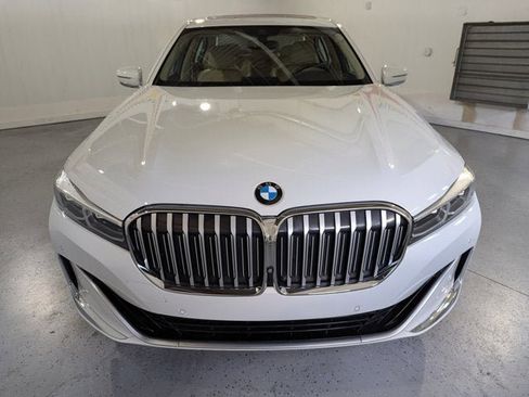 Used 2020 BMW 740i w/ Cold Weather Package image 2