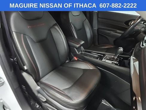 Used 2022 Jeep Compass Trailhawk w/ Trailhawk Convenience Group AWD/4WD image 14