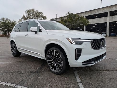 New 2026 Volvo XC90 B6 Plus w/ Protection Package Premier image 8