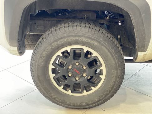 Used 2024 Toyota Tacoma TRD Off-Road AWD/4WD image 13