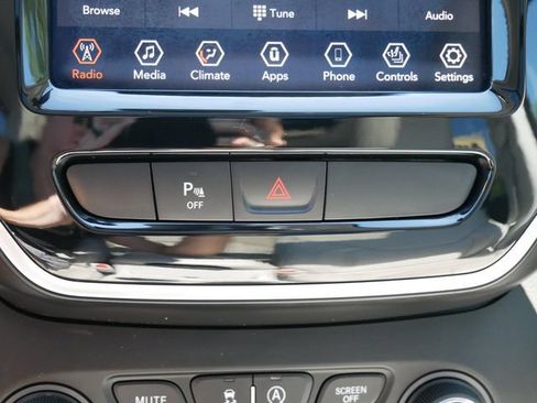 Used 2019 Jeep Cherokee Limited AWD/4WD image 20