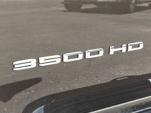 Used 2022 GMC Sierra 3500 SLT w/ SLT Premium Package AWD/4WD image 30
