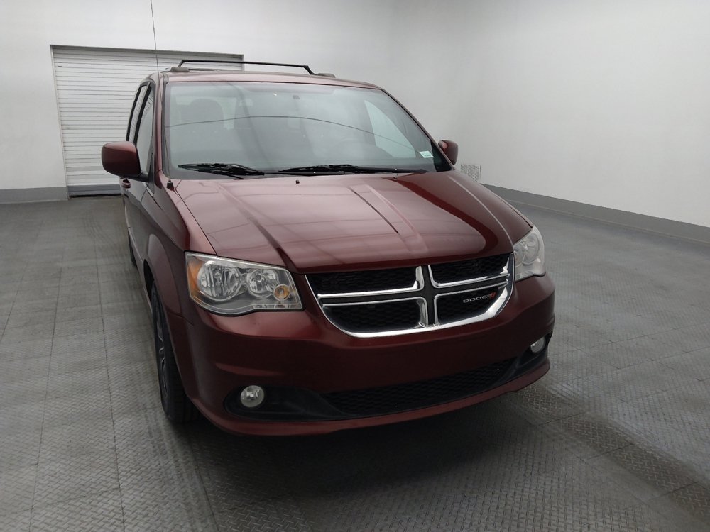 Used 2017 Dodge Grand Caravan SXT FWD image 14
