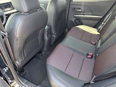 New 2026 Nissan Kicks SR FWD image 29
