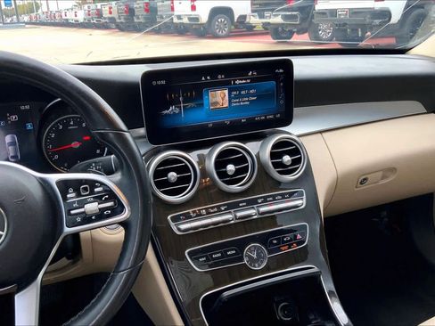 Used 2019 Mercedes-Benz C 300 Sedan image 7