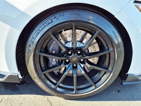 Used 2017 Ford Mustang Shelby GT350 w/ Electronics Package image 9