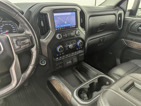 Used 2020 GMC Sierra 2500 Denali w/ Denali Ultimate Package AWD/4WD image 12