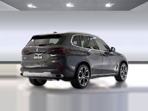 Used 2026 BMW X5 sDrive40i w/ Climate Comfort Package RWD image 8