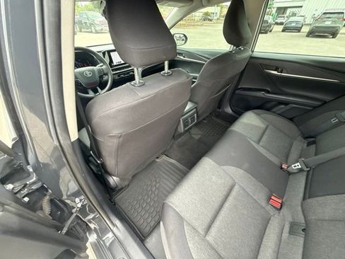 Used 2025 Toyota Camry LE FWD image 21