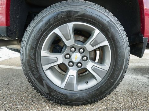 Used 2017 Chevrolet Colorado Z71 image 20