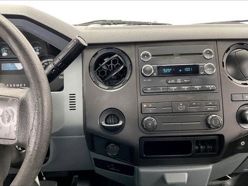 Used 2015 Ford F250 XL w/ XL Value Package image 5