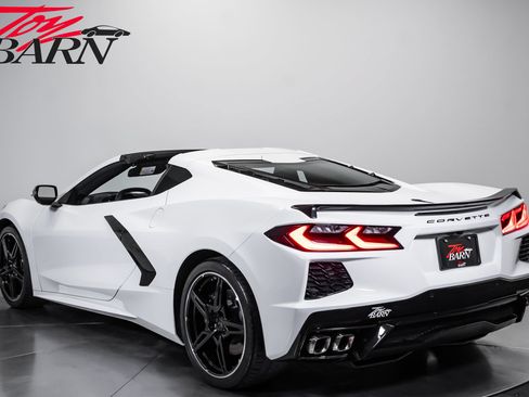 Used 2023 Chevrolet Corvette Stingray Coupe w/ Battery Protection Package RWD image 3