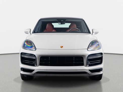 Used 2022 Porsche Cayenne Turbo image 22