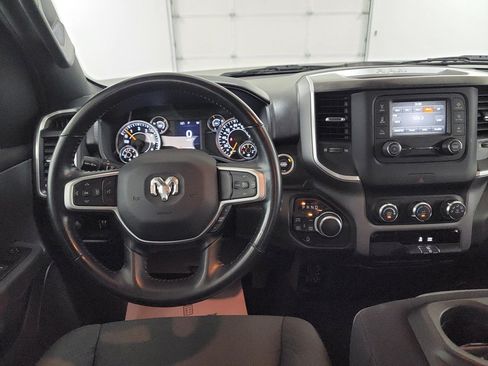 Used 2022 RAM 1500 Big Horn AWD/4WD image 13