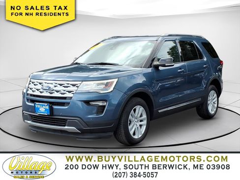 Used 2018 Ford Explorer XLT w/ Equipment Group 202A AWD/4WD image 2