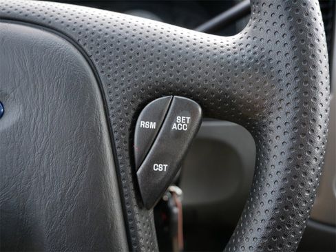 Used 2003 Ford Escape XLT image 19