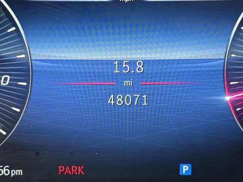 Used 2025 Mercedes-Benz Maybach GLS 600 4MATIC image 2