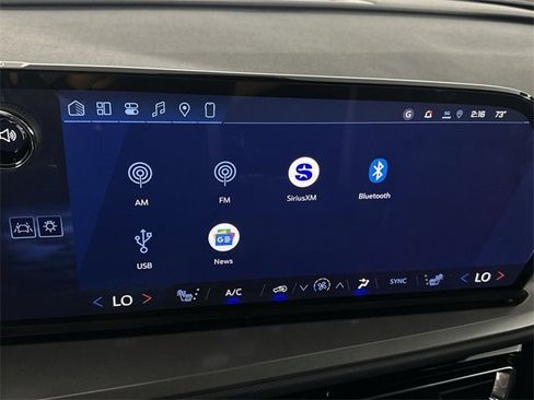 New 2026 Chevrolet Traverse LT w/ Sun and Wheel Package image 13