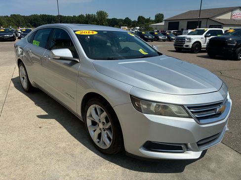 Used 2014 Chevrolet Impala LT FWD image 3