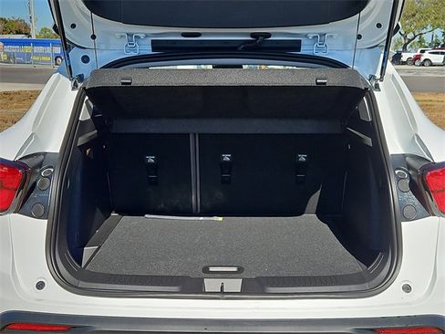 New 2026 Chevrolet Trax ACTIV w/ Driver Confidence Package image 7