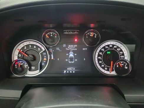 Used 2018 RAM 1500 Laramie w/ Convenience Group image 15