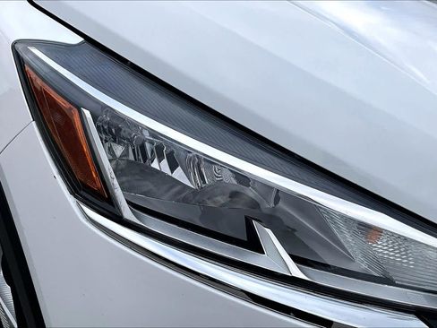 Certified 2024 Nissan Kicks S image 26